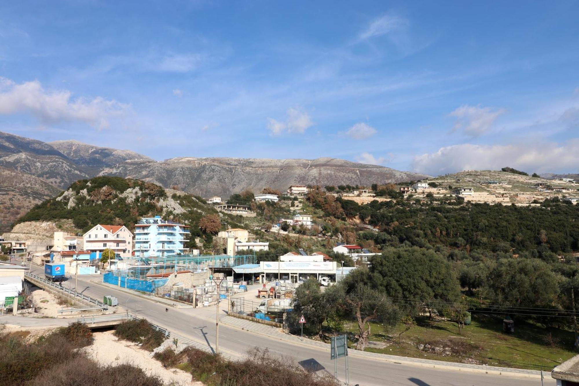 Fegi Rooms Himare Exterior photo