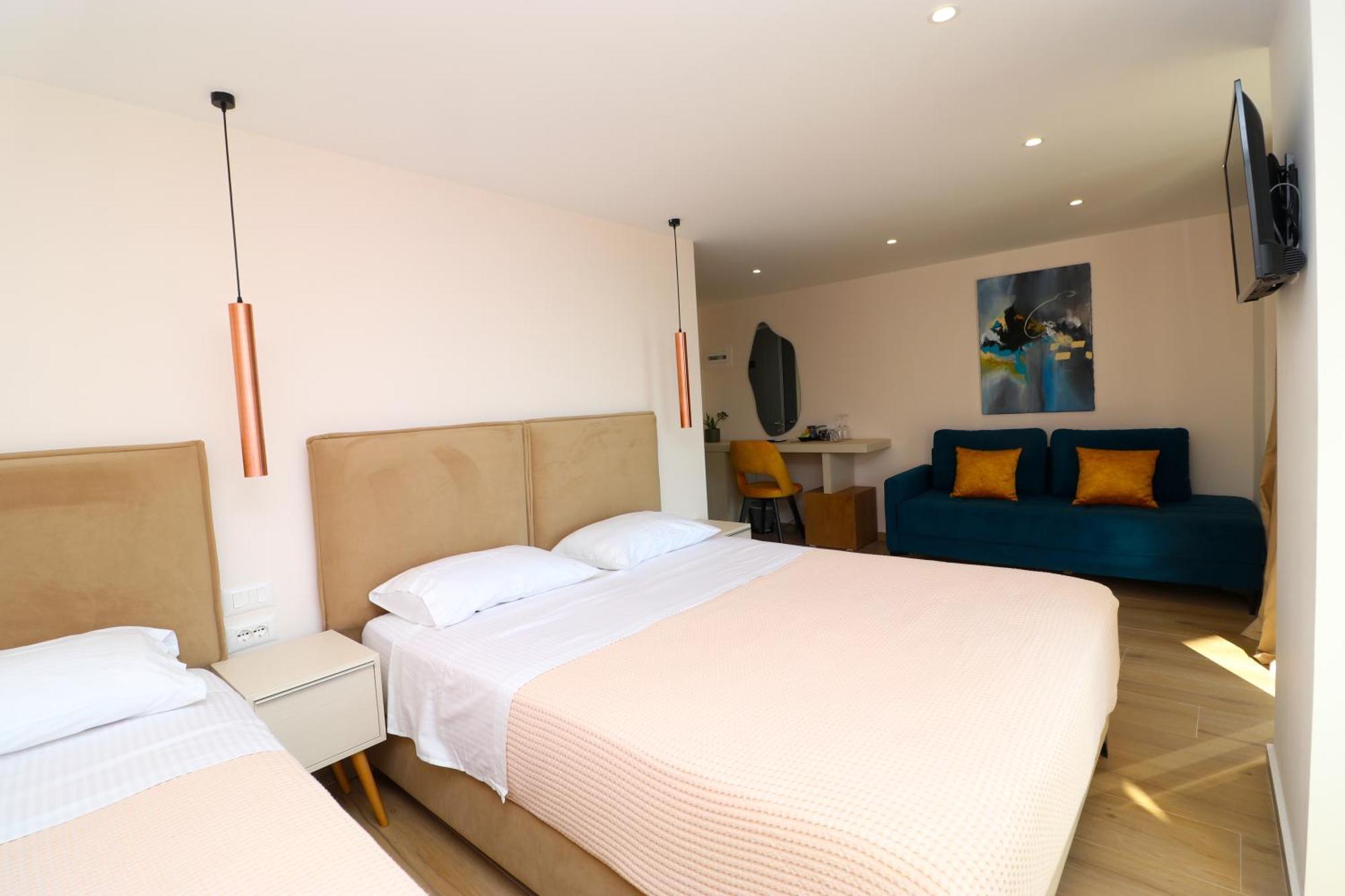 Fegi Rooms Himare Exterior photo